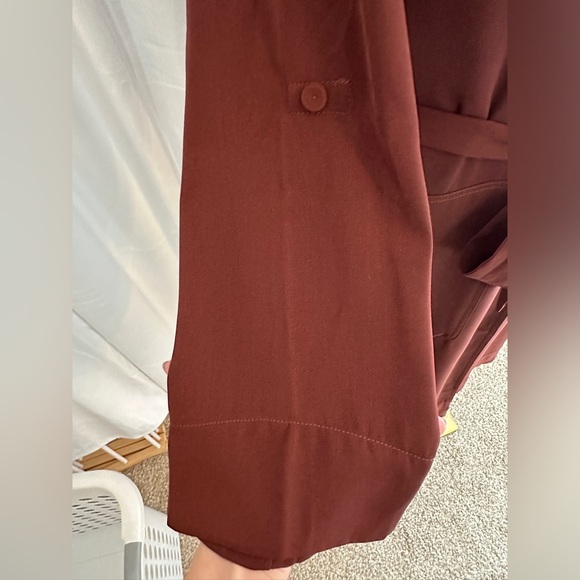 DR2 Burgundy Duster Tie Waist Robe Trench Coat Size Medium - Picture 5 of 10